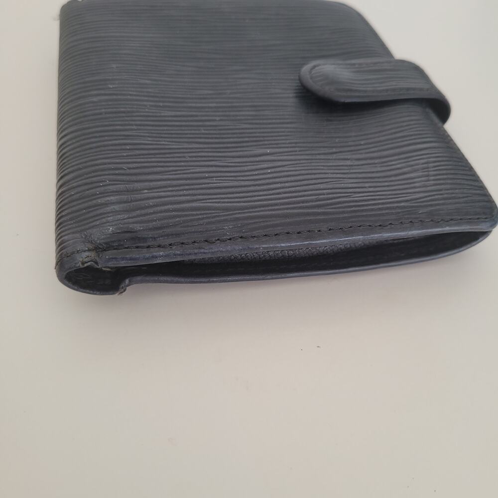 Vintage Louis Vuitton Epi Leather Bifold Wallet Black Snap Closure Organizer - Picture 15 of 15